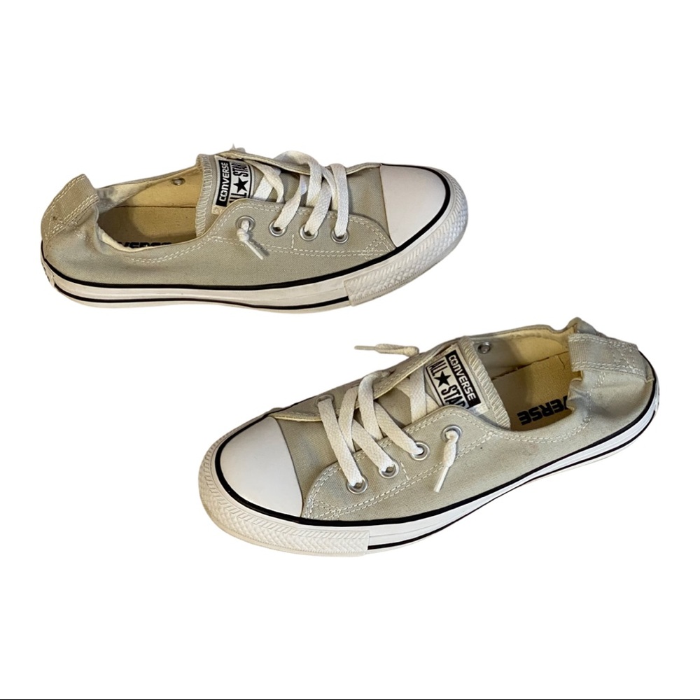 Womens converse sneakers excellent condition